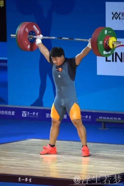 潘云华勇夺全国举重冠军赛三金 潘云华勇夺全国举重冠军赛三金